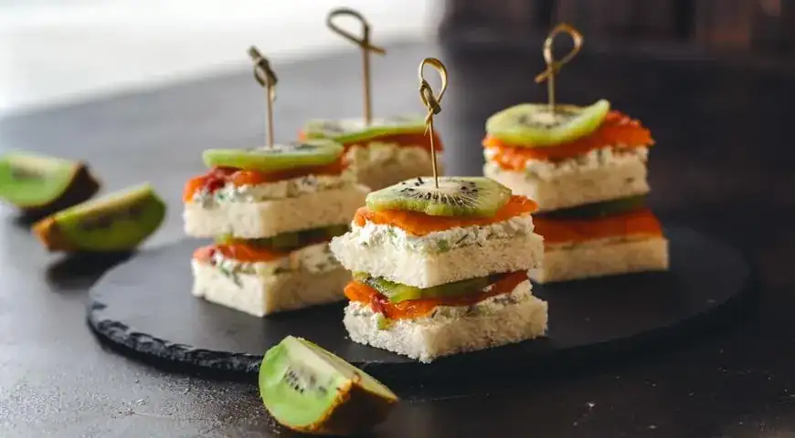 Salmon and Kiwi Sandwiches