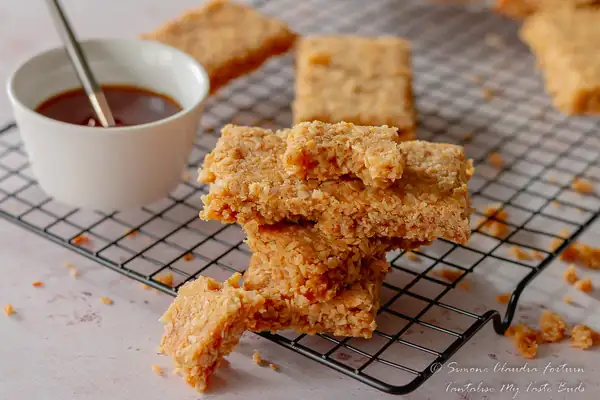 Coconut And Oat Crunchy Biscuits Recipe (Crunchies)