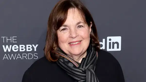 The Condiment That's Key To Ina Garten's Panko-Crusted Baked Salmon