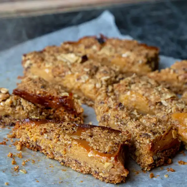 Caramel Muesli Crumble Slice