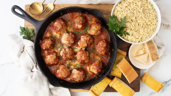 Chicken Parmesan Meatball Skillet Recipe