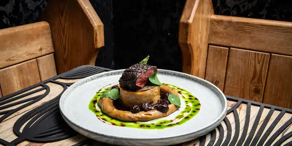 Kamouneh-Spiced Venison, Yeasted Celeriac Purée And Coffee Jus Recipe