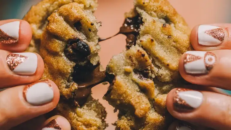 The Noisy Baking Trick That Results In Extra Gooey Chocolate Chip Cookies