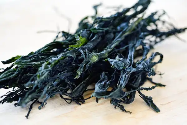 Miyeok Muchim (Seaweed Salad)