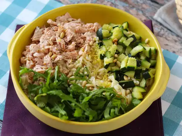 Orzo pasta salad with salmon and zucchini