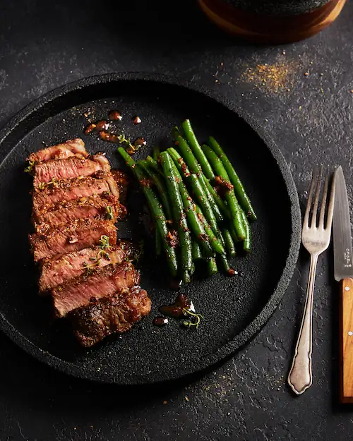 Pepper steak with garlic-miso butter Recipe