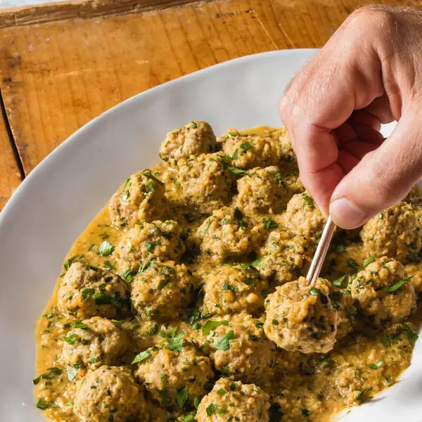 Albóndigas (Spanish-Style Meatballs in Almond Sauce)