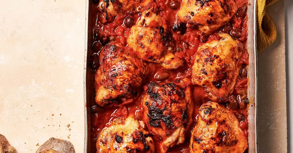 Puttanesca chicken traybake