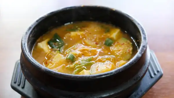 Taiwanese Soy Paste Is A Game-Changing Oyster Sauce Alternative