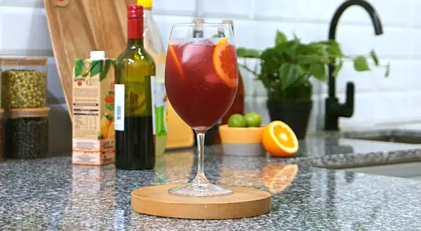 Cómo preparar tinto de verano (VÍDEO)