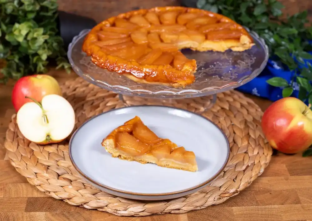 Tarte tatin, the upside-down apple cake