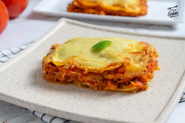 Lentil lasagna. An easy, healthy, and delicious recipe