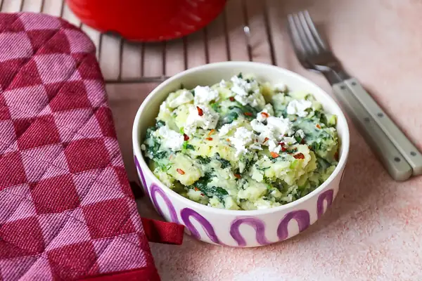 Mashed potatoes with spinach and feta