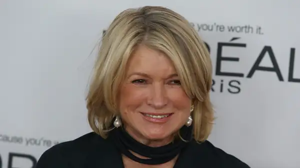 Martha Stewart's Favorite Snack Is An Unexpected, Yet Nostalgic Choice