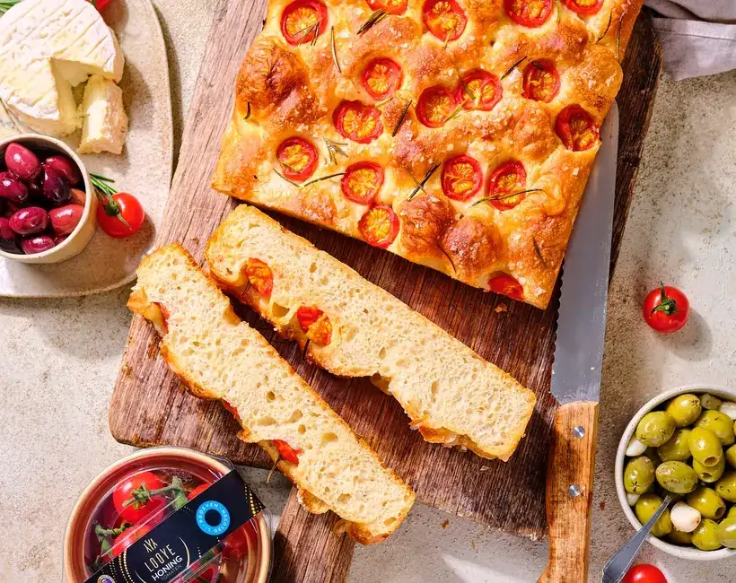 Fluffy tomato focaccia