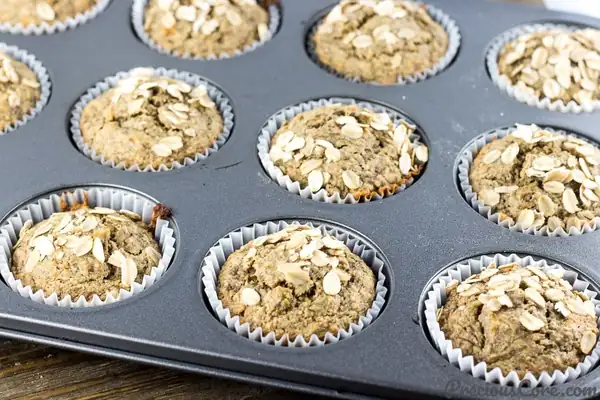 Healthy Banana Oat Muffins