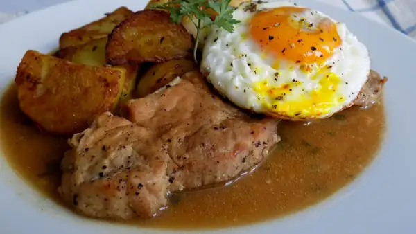 Pork loin with garlic