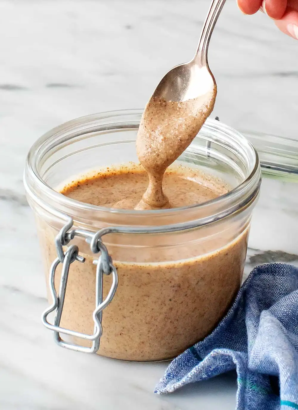 How to Make Almond Butter