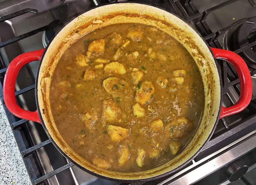 Curry Aloo, Vegan Curry Potatoes. A Vegetarian Delight