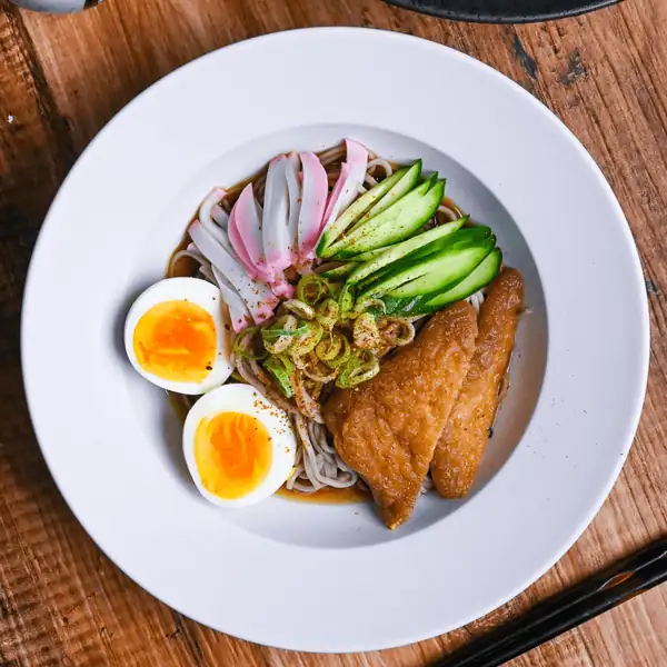 Hiyashi Kitsune Soba (Cold Buckwheat Noodles with Marinated Fried Tofu)