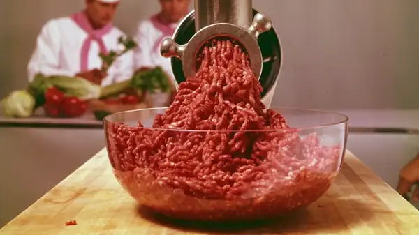 This 1960s Pie Used Ground Beef In A Very Unusual Way