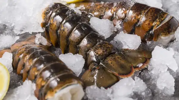 How To Prep And Deep-Fry Lobster Tails For More Flavor And Texture