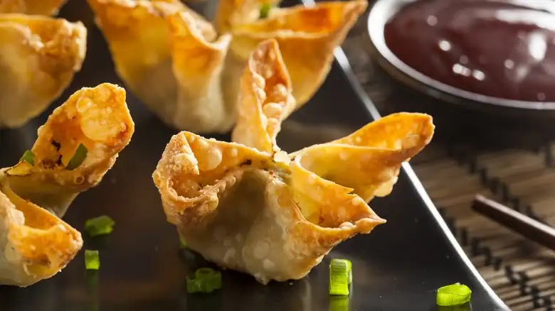 This Rachael Ray Casserole Puts A Playful Spin On Your Favorite Chinese Takeout Item