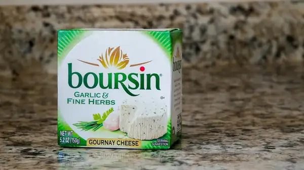 How a can of white beans and Boursin cheese make a party appetizer much easier to prepare