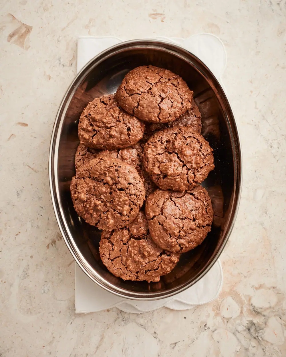 Receta de Brutti ma buoni (galletas de chocolate y avellanas)
