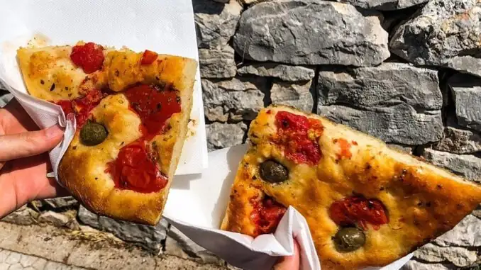 The best Apulian focaccia in Bari: three bakeries where you can try it in the city and surrounding areas
