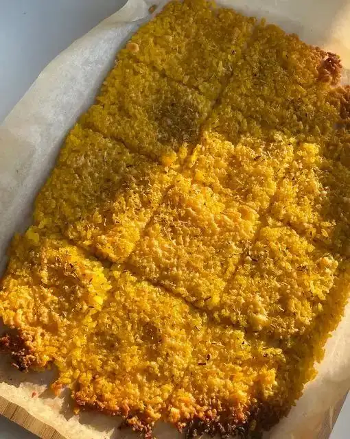 Crispy rice cake