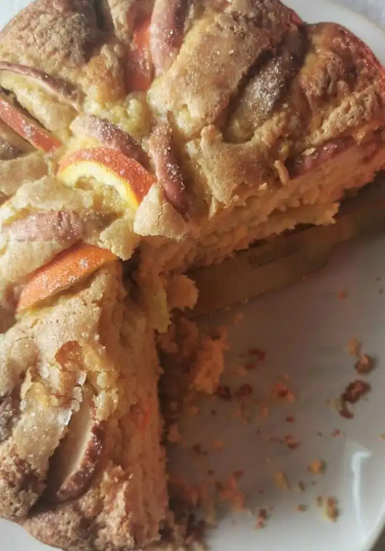 Orange bread with apples