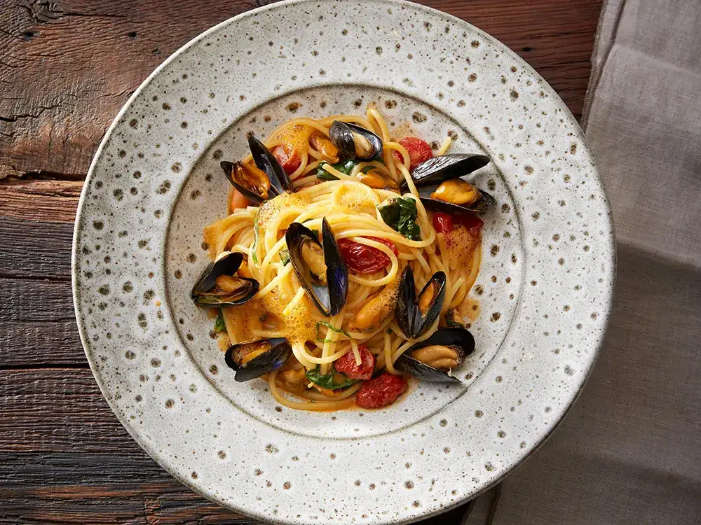 Venetian spaghetti with Sylt mussels & curry