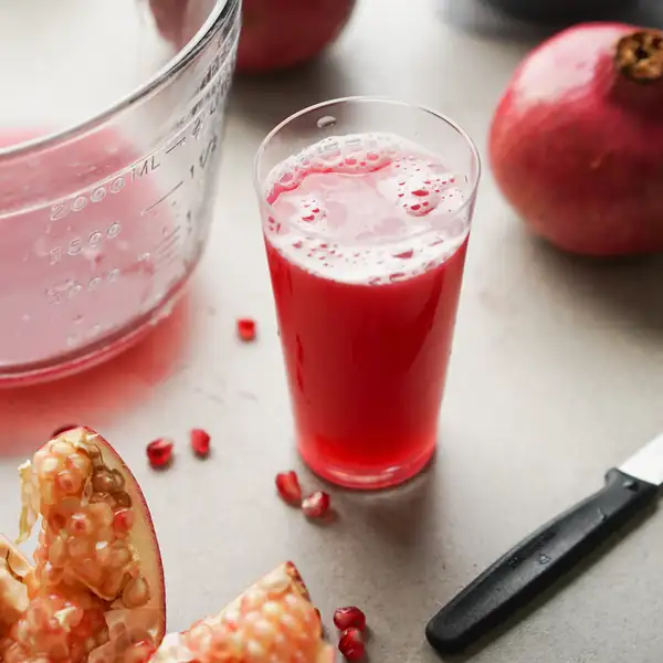 Cómo hacer jugo de granada