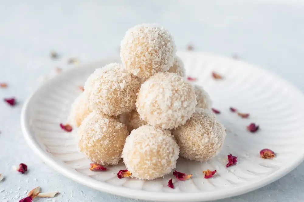 Coconut Almond Ladoo
