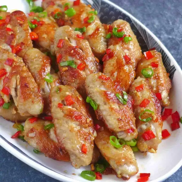 Salt and Pepper Wings (椒盐鸡翅)