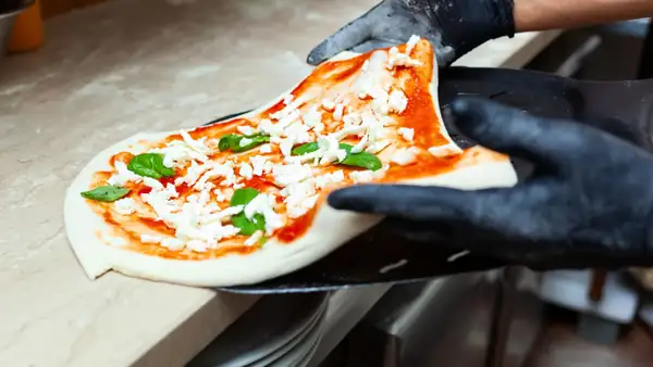 PIZZA! PIZZA! POP-UP in Prague Returns to Holešovice Market