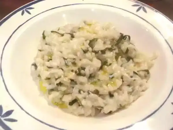 Risotto de rúcula y ricotta curada