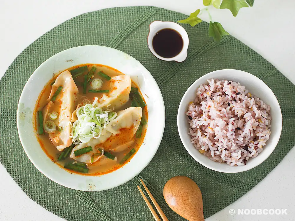 Spicy Gyoza Soup