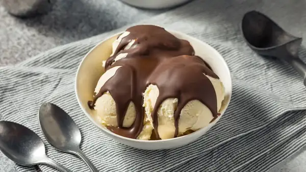 How To Turn Chocolate Chips Into Homemade Magic Shell