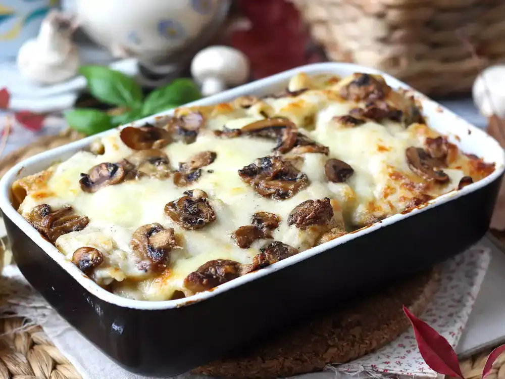 Pasta gratinada con champiñones: la receta cremosa perfecta para el otoño