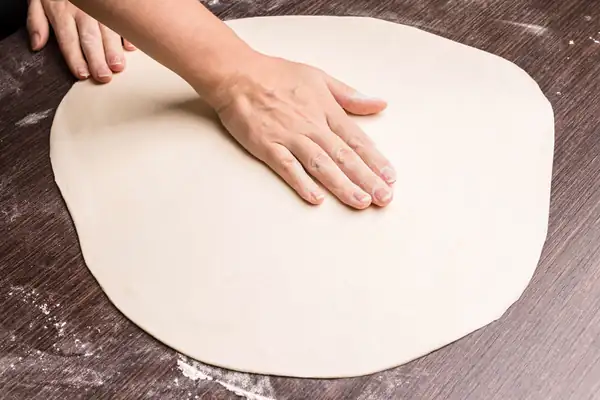 Ponga en marcha las prensas (de masa) para acelerar la producción de pizza