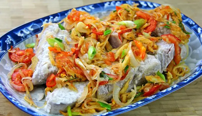 Stewed Saltfish with Taro (Dasheen)
