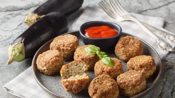 Albóndigas de berenjena al horno: receta vegetariana y variaciones