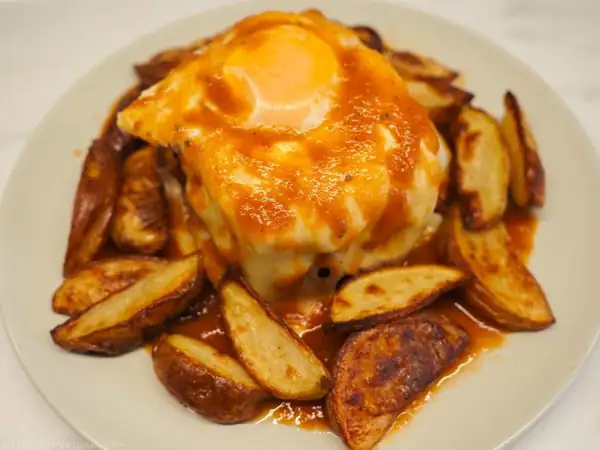 Francesinha - How to make an Authentic Francesinha Sandwich