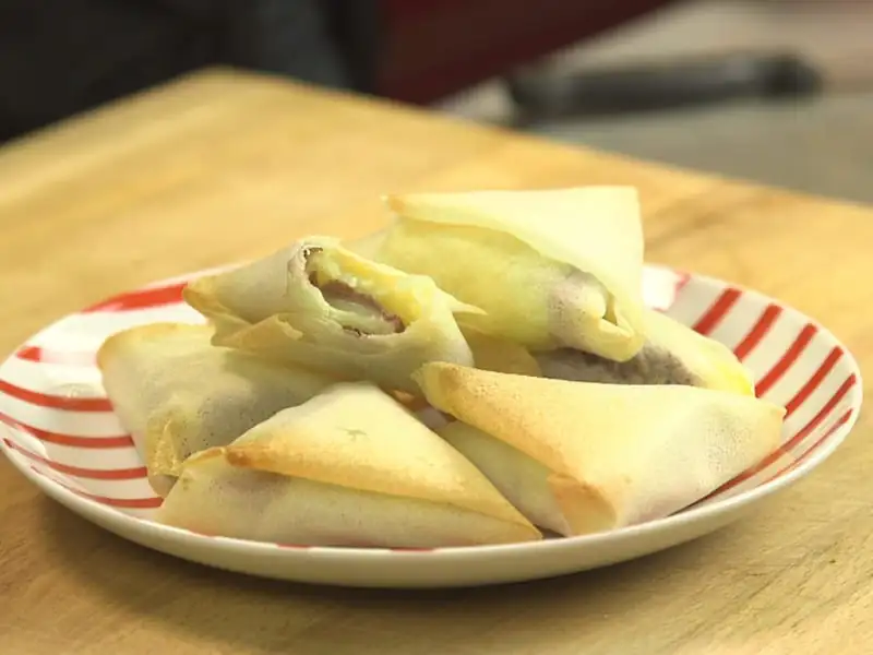 Raclette-style samosas