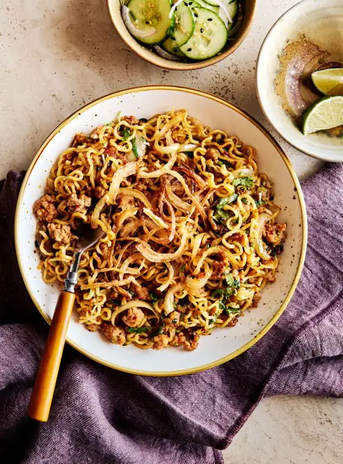 Spicy pork ramen noodles