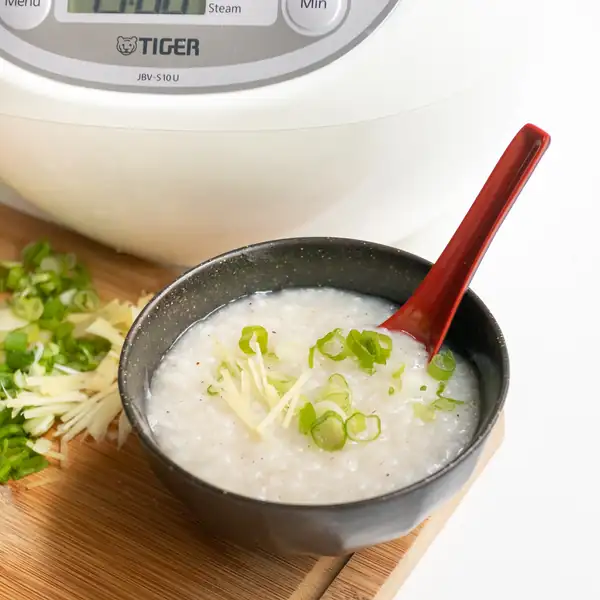 Easy Rice Cooker Porridge (Vietnamese Cháo)