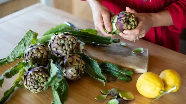 For Quick-Cooking Artichokes You Only Need One Appliance