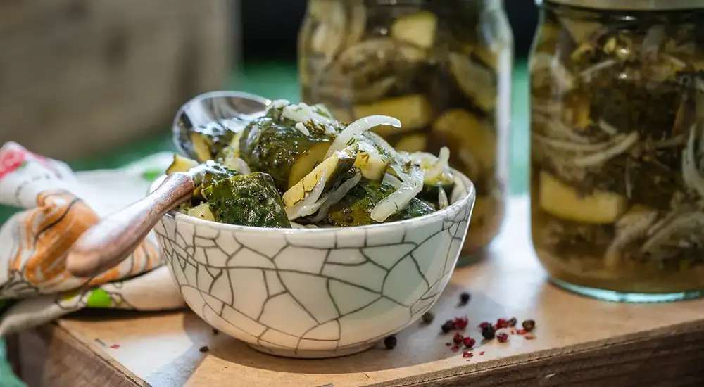 Ensalada de pepino “dedos de soletilla” para el invierno